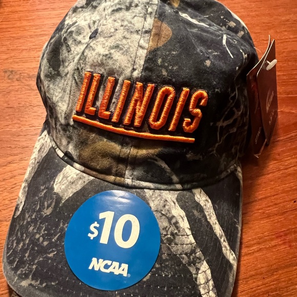 NCAA Other - Illinois Camouflage Hat NWT